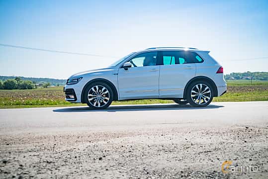 volkswagen-tiguan-side